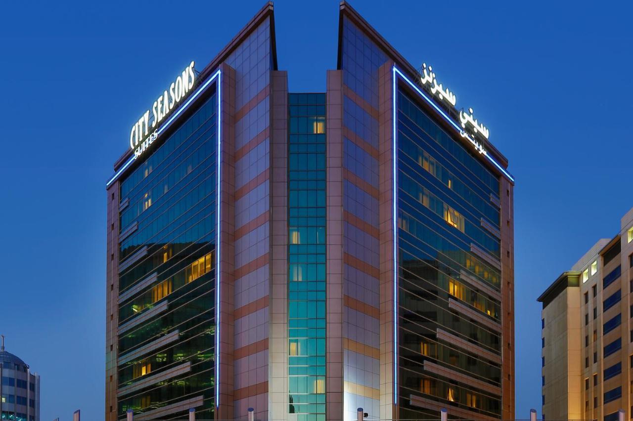 City Seasons Suites Dubai Exterior photo